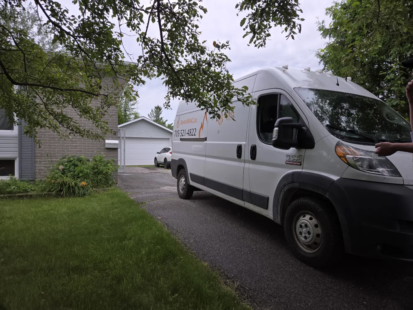 Borts-HVAC-van