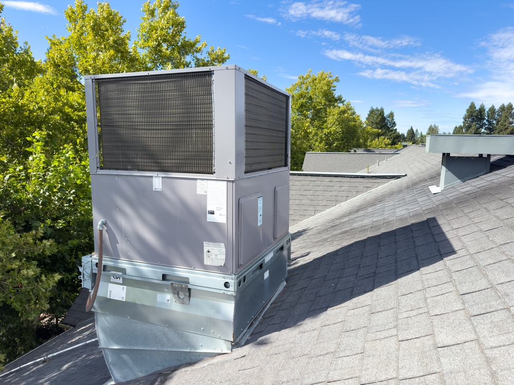 Hybrid HVAC system on top of a roof